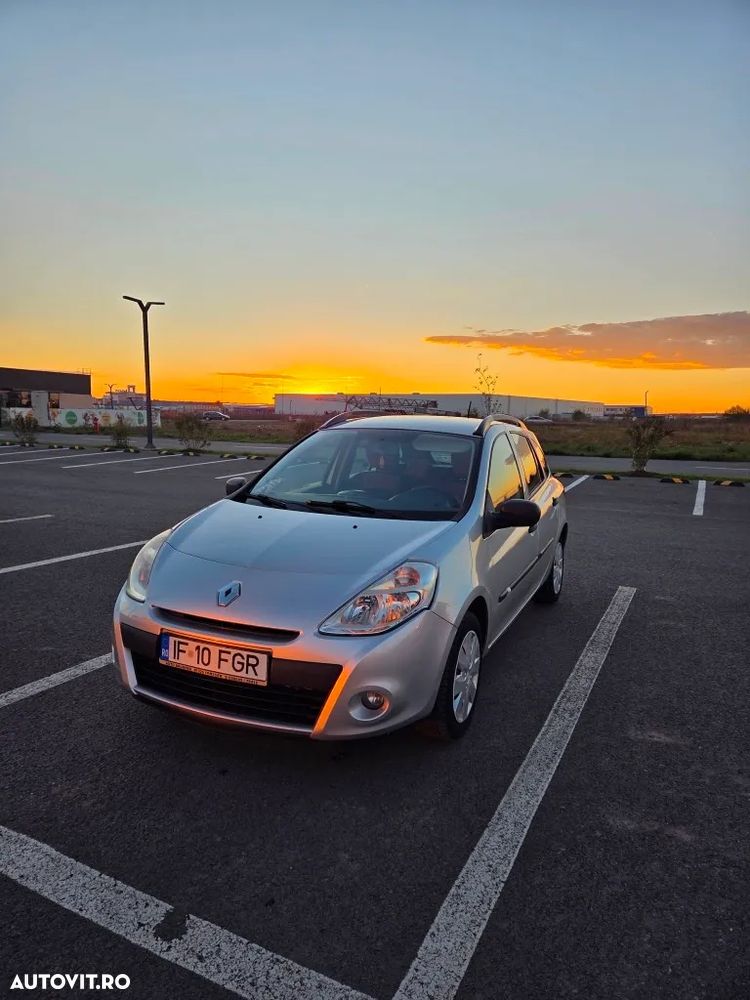 Renault Clio 1.5 dCi Grandtour Expression - 2