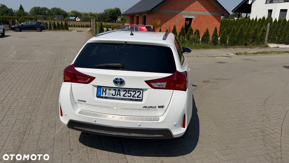 Toyota Auris - 11