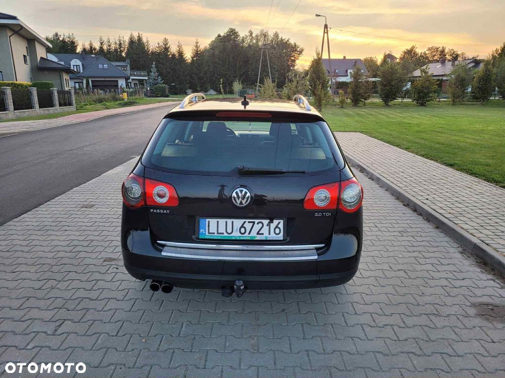 Volkswagen Passat Variant 2.0 TDI 4Motion Comfortline - 4