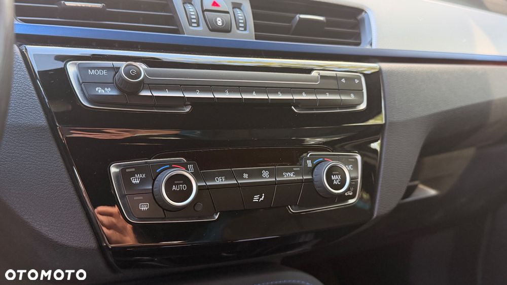BMW X1 xDrive18d - 28