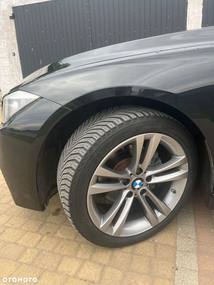 BMW Seria 3 328i xDrive - 4