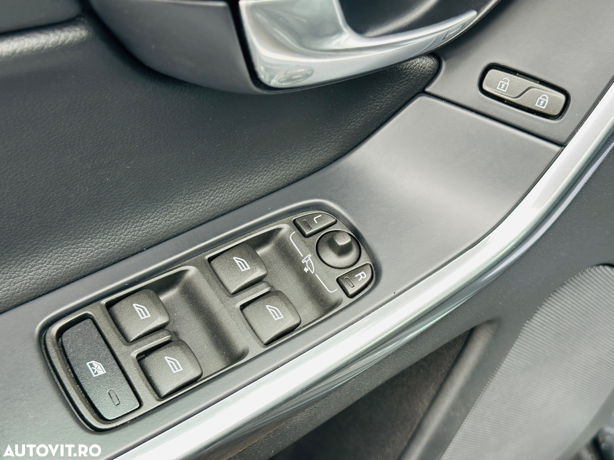 Volvo XC 60 D3 Start-Stop Summum - 12
