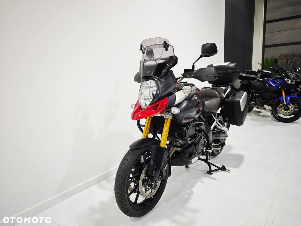 Suzuki V-STROM - 17