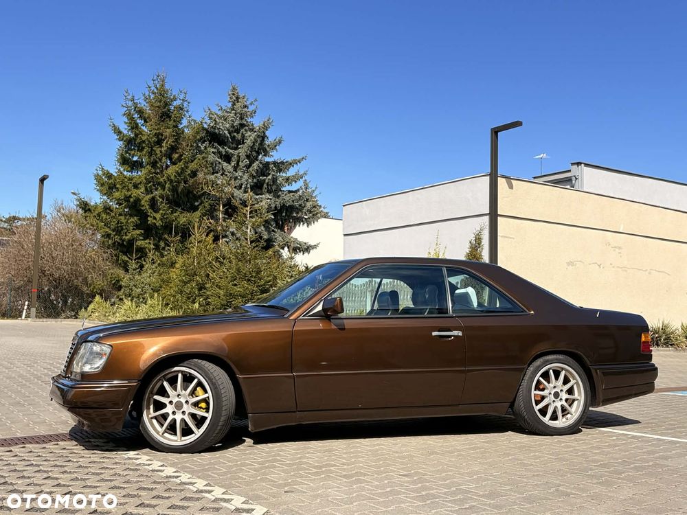 Mercedes-Benz W124 (1984-1993) - 2