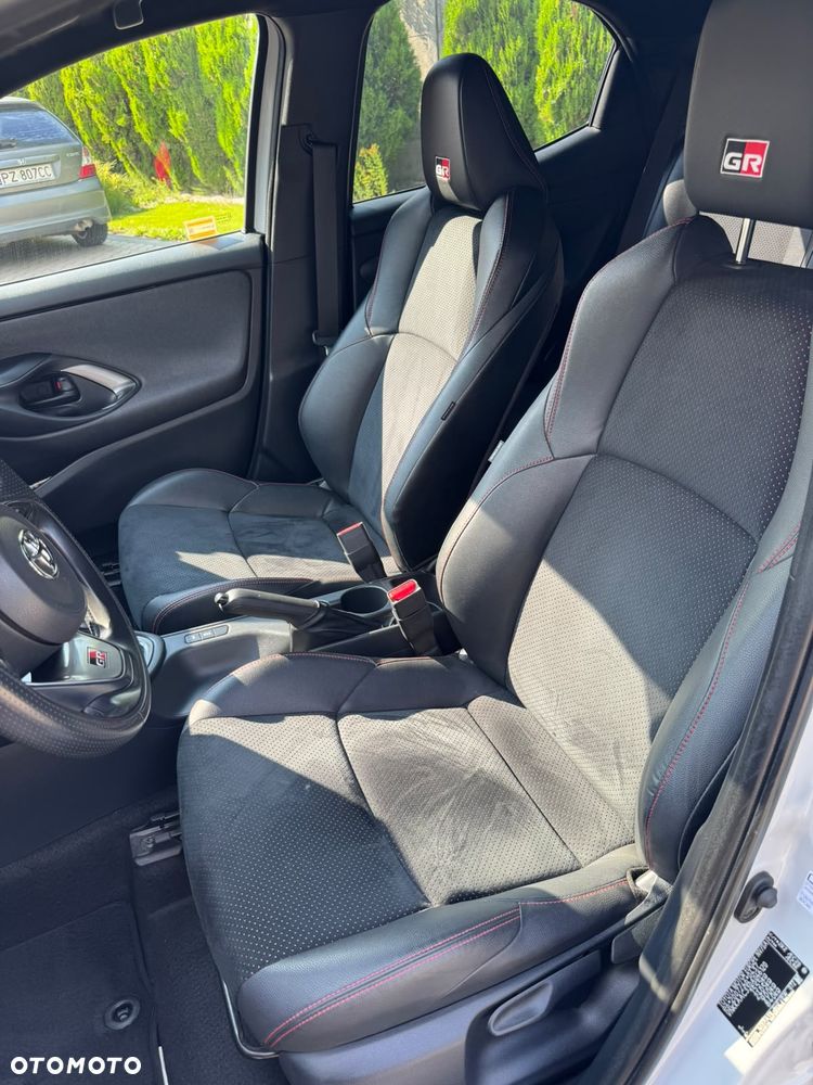 Toyota Yaris 1.5 Comfort - 8