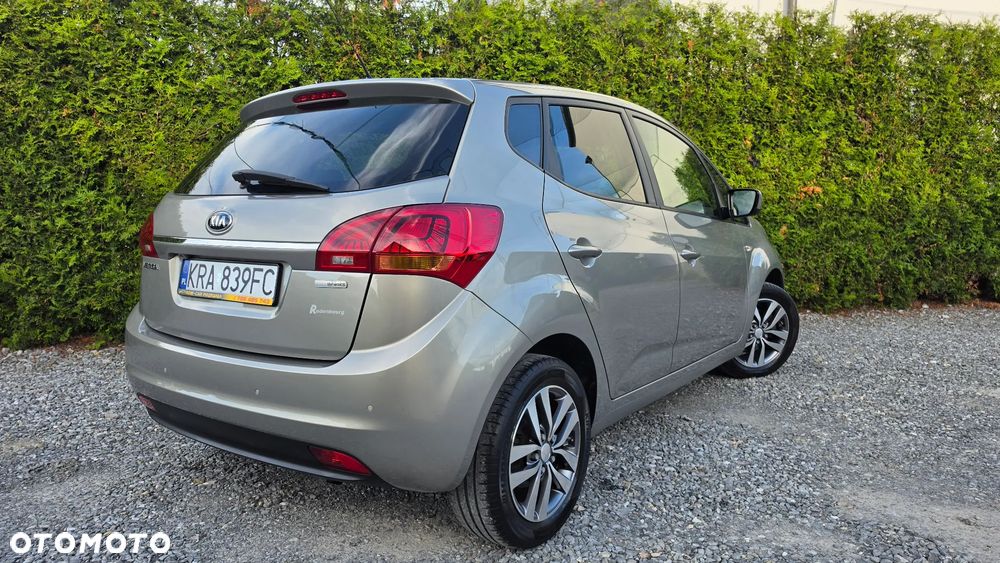 Kia Venga 1.4 CVVT Fifa World Cup Edition - 31