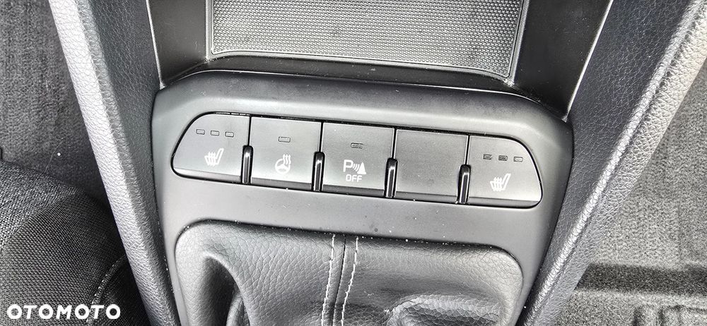 Kia Stonic 1.2 L - 20