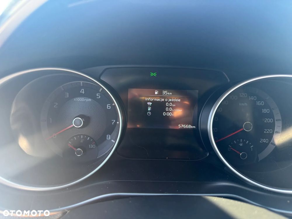 Kia Ceed 1.5 T-GDI M - 12