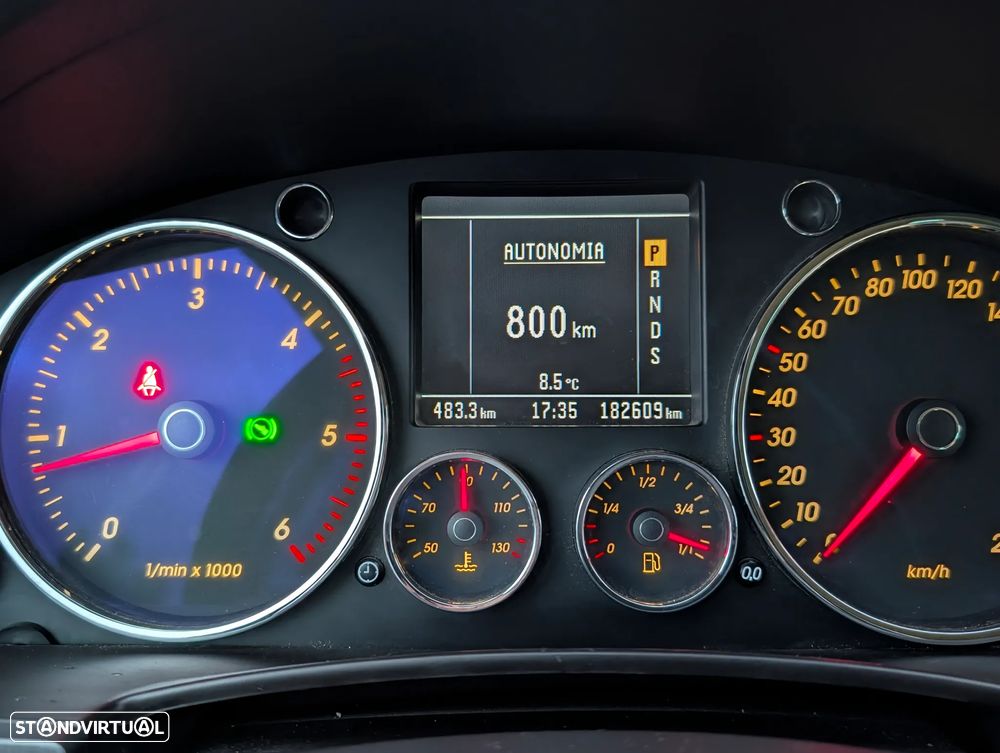 VW Touareg 3.0 V6 TDI DPF Auto - 10