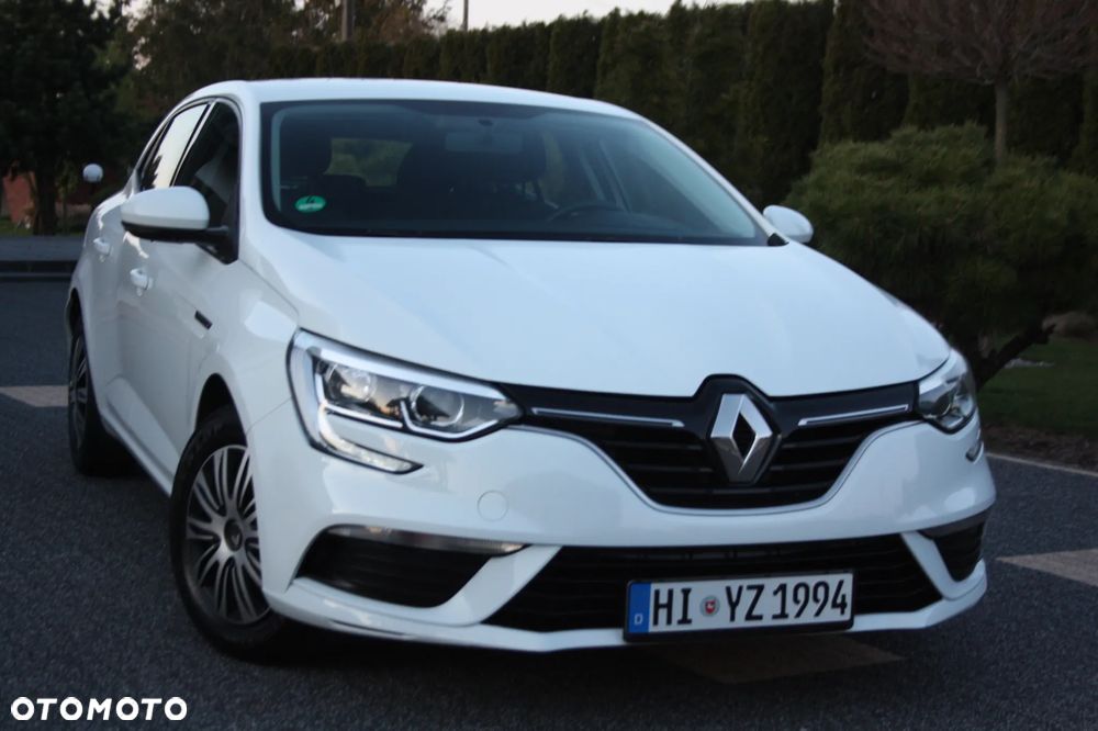 Renault Megane ENERGY TCe 100 LIMITED - 19