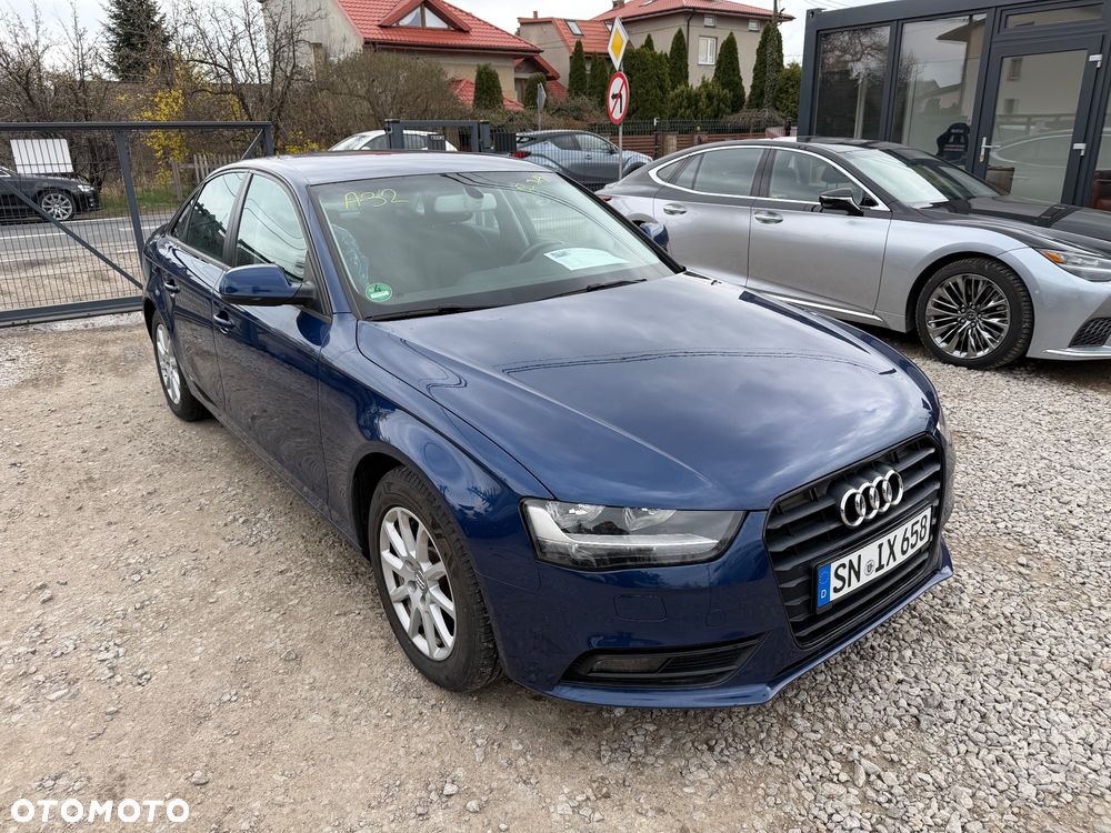 Audi A4 Limousine - 3