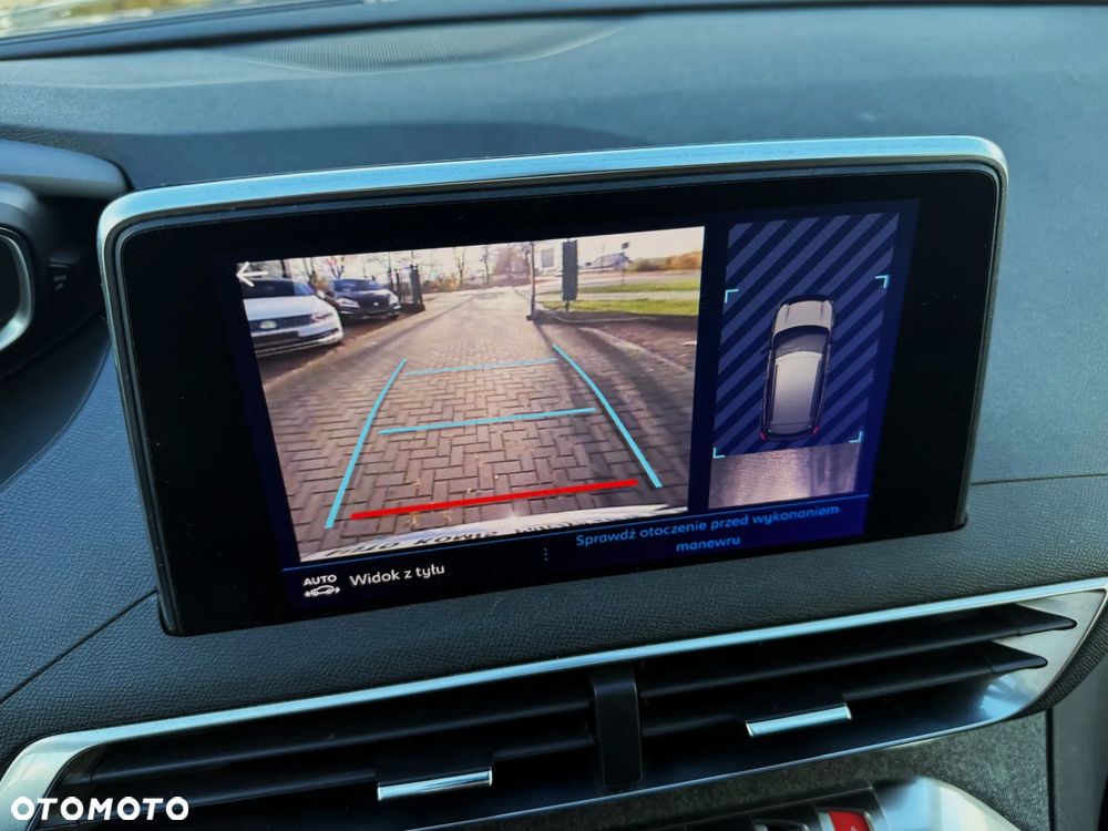 Peugeot 3008 1.2 PureTech Allure S&S - 17