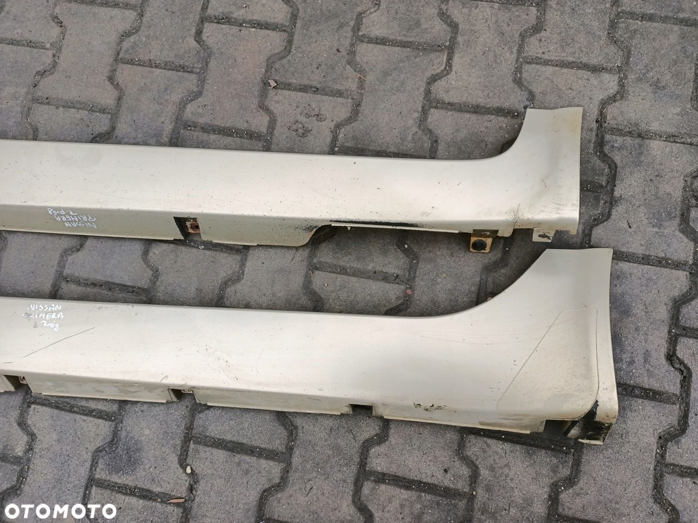 LISTWA PROGOWA LEWA PRAWA NISSAN PRIMERA P12 COMBI EY2 Z - 2