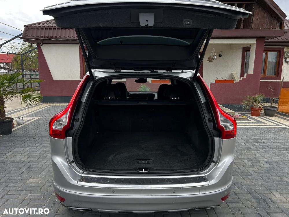 Volvo XC 60 D4 Geartronic Summum - 13