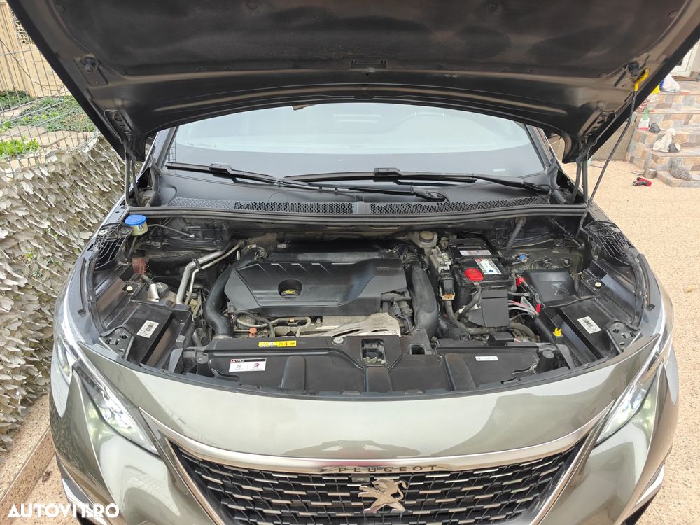 Peugeot 3008 1.6 PureTech Turbo S&S EAT8 GT-Line - 28