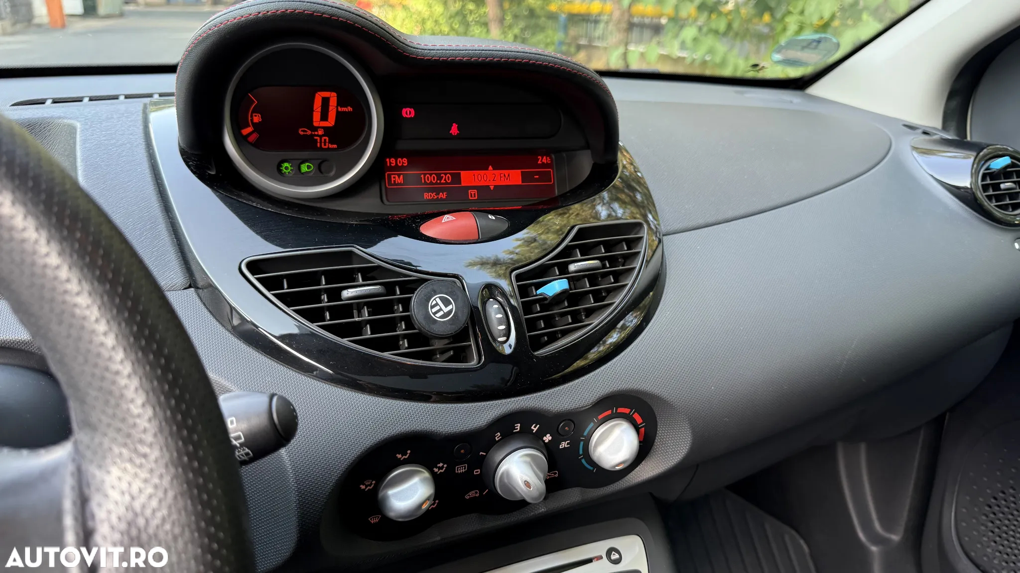 Renault Twingo - 10