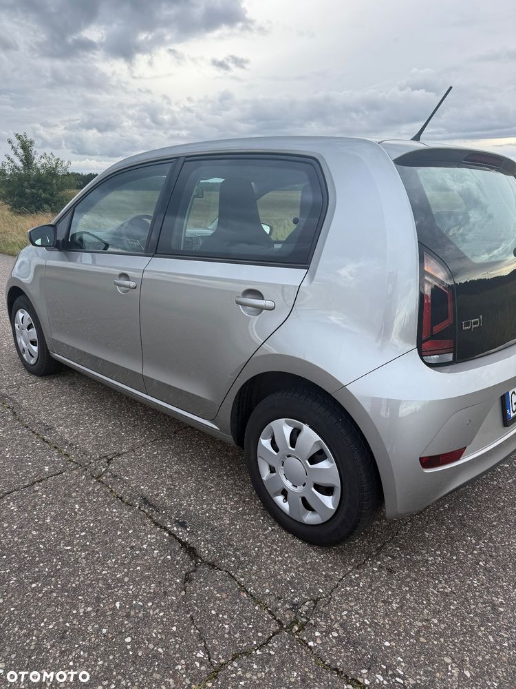 Volkswagen up! (BlueMotion Technology) move - 3
