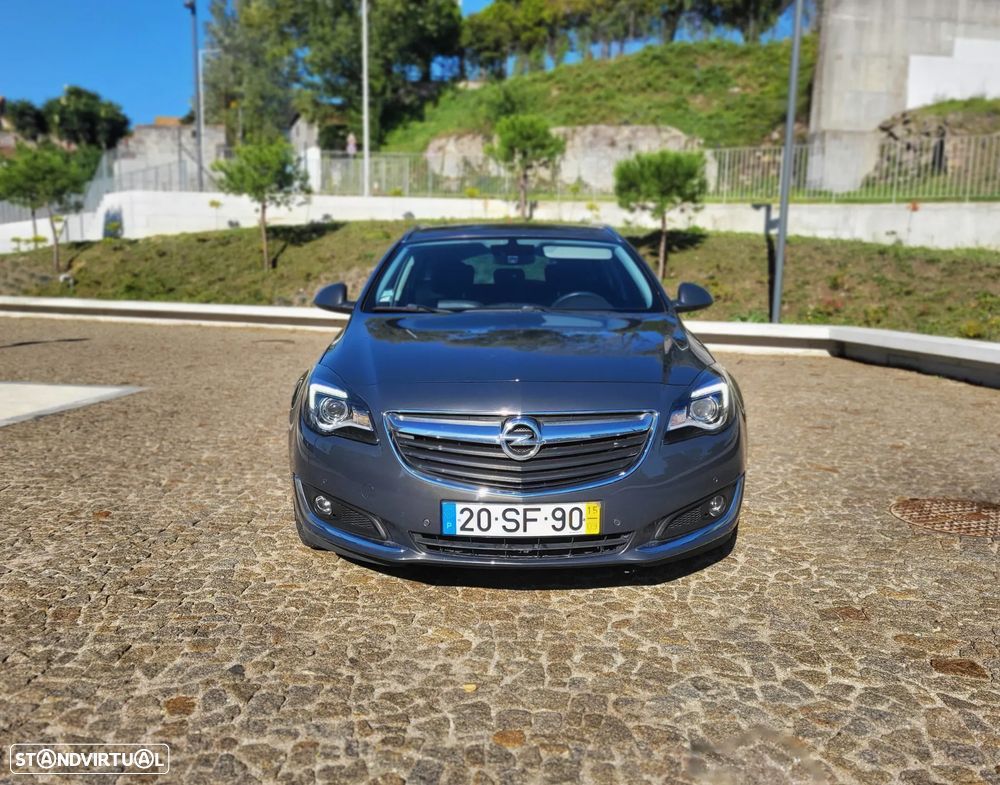 Opel Insignia Sports Tourer 1.6 CDTi Executive S/S - 1