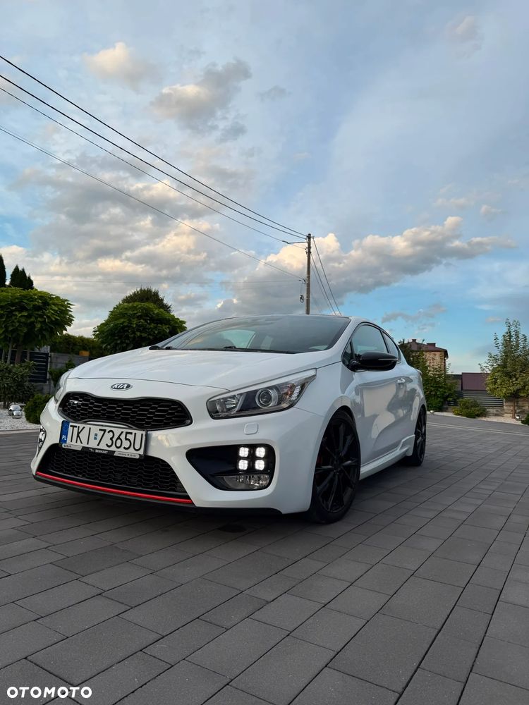 Kia ProCeed 1.6 T-GDI GT L - 19