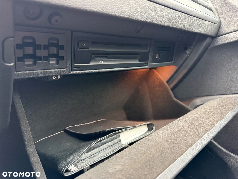 Volkswagen Golf - 16