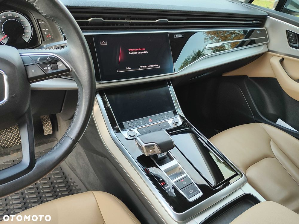 Audi Q7 - 9