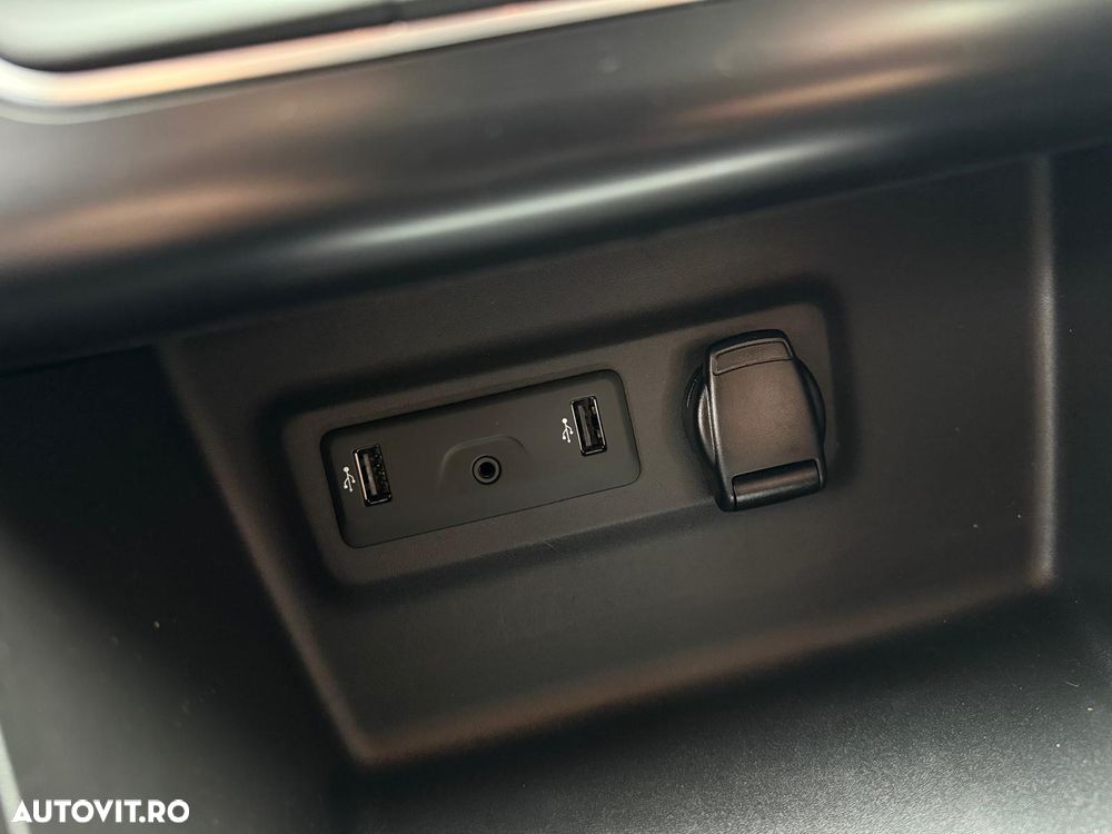 Renault Megane Blue dCi 116 EDC Zen - 14