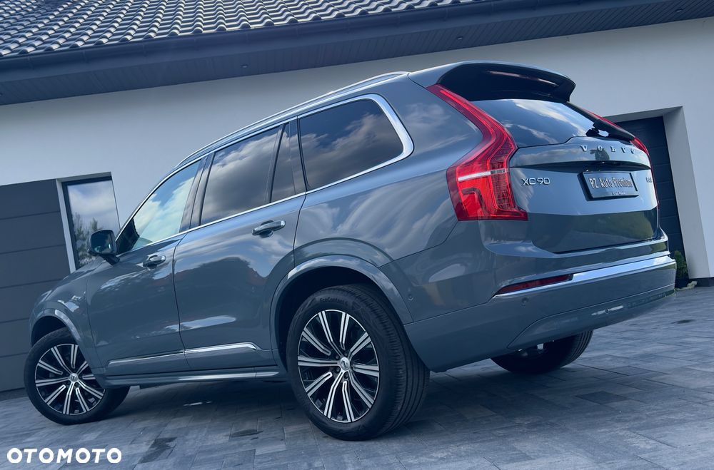 Volvo XC 90 B5 D AWD Plus Bright - 4