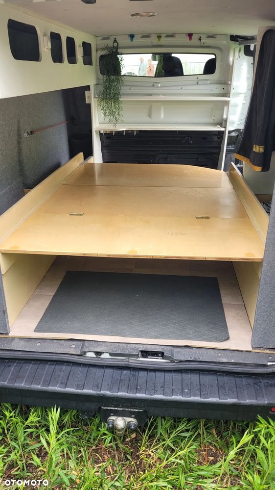 Renault Trafic - 12