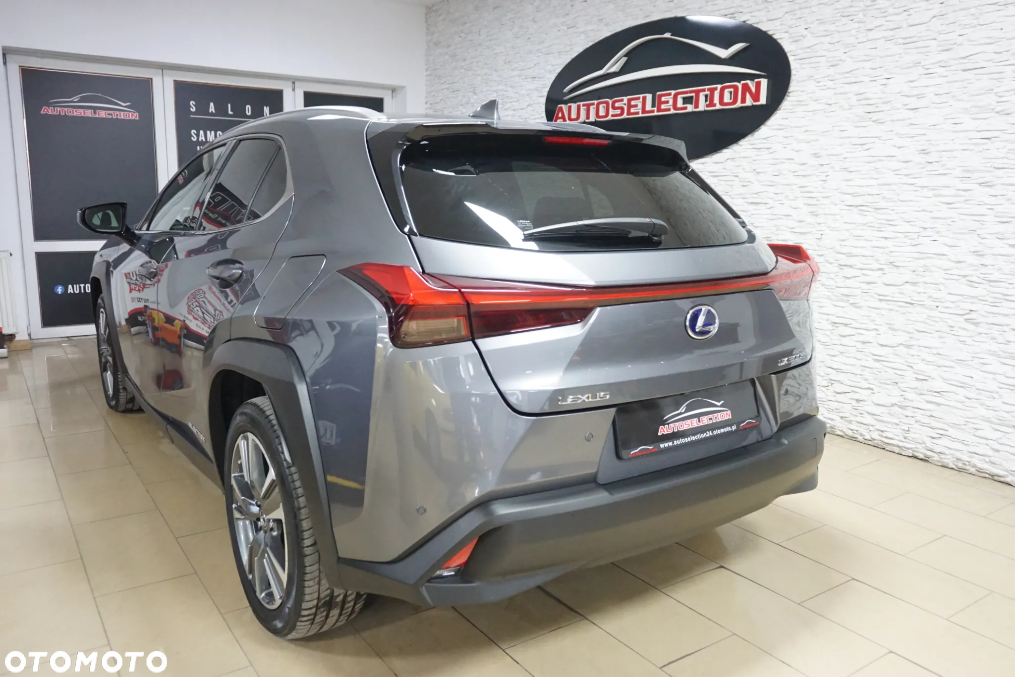 Lexus UX 300e 54.3 kWh Prestige 2WD - 7