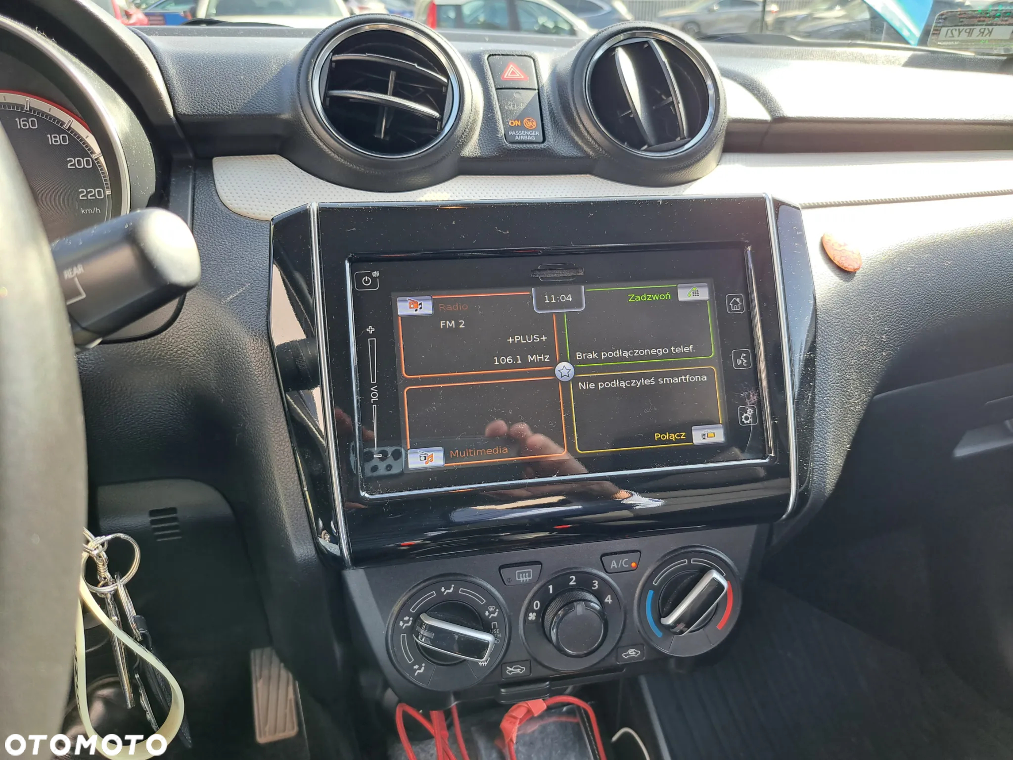 Suzuki Swift 1.2 Premium Plus CVT - 16