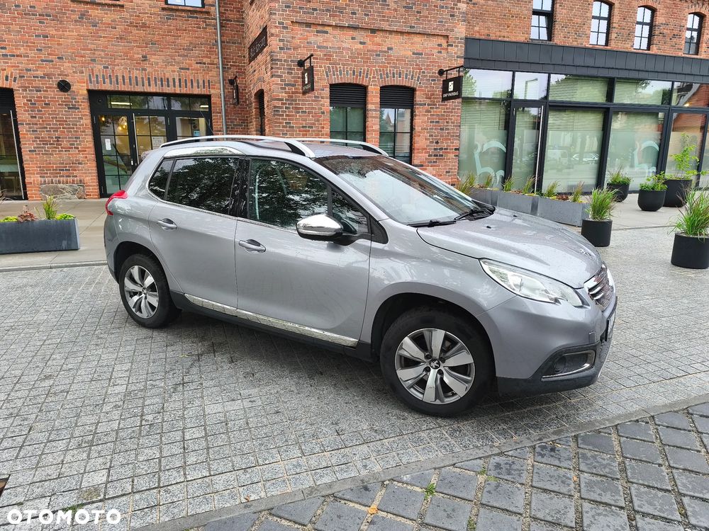 Peugeot 2008 PureTech 130 GPF Stop&Start Allure - 10