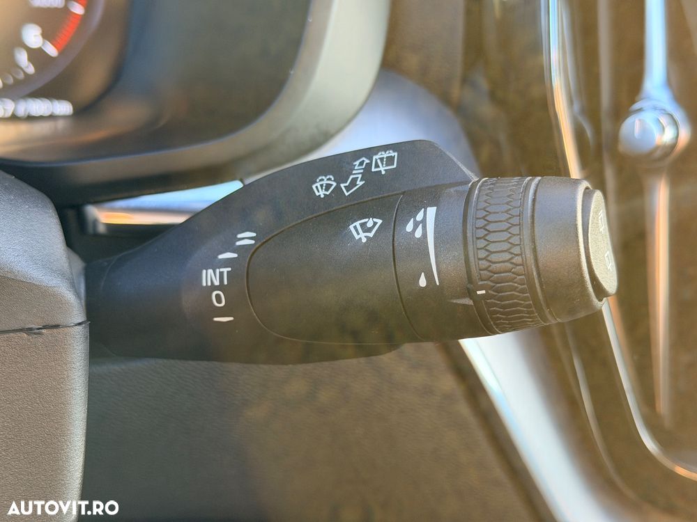 Volvo XC 60 D4 Geartronic Momentum Pro - 35