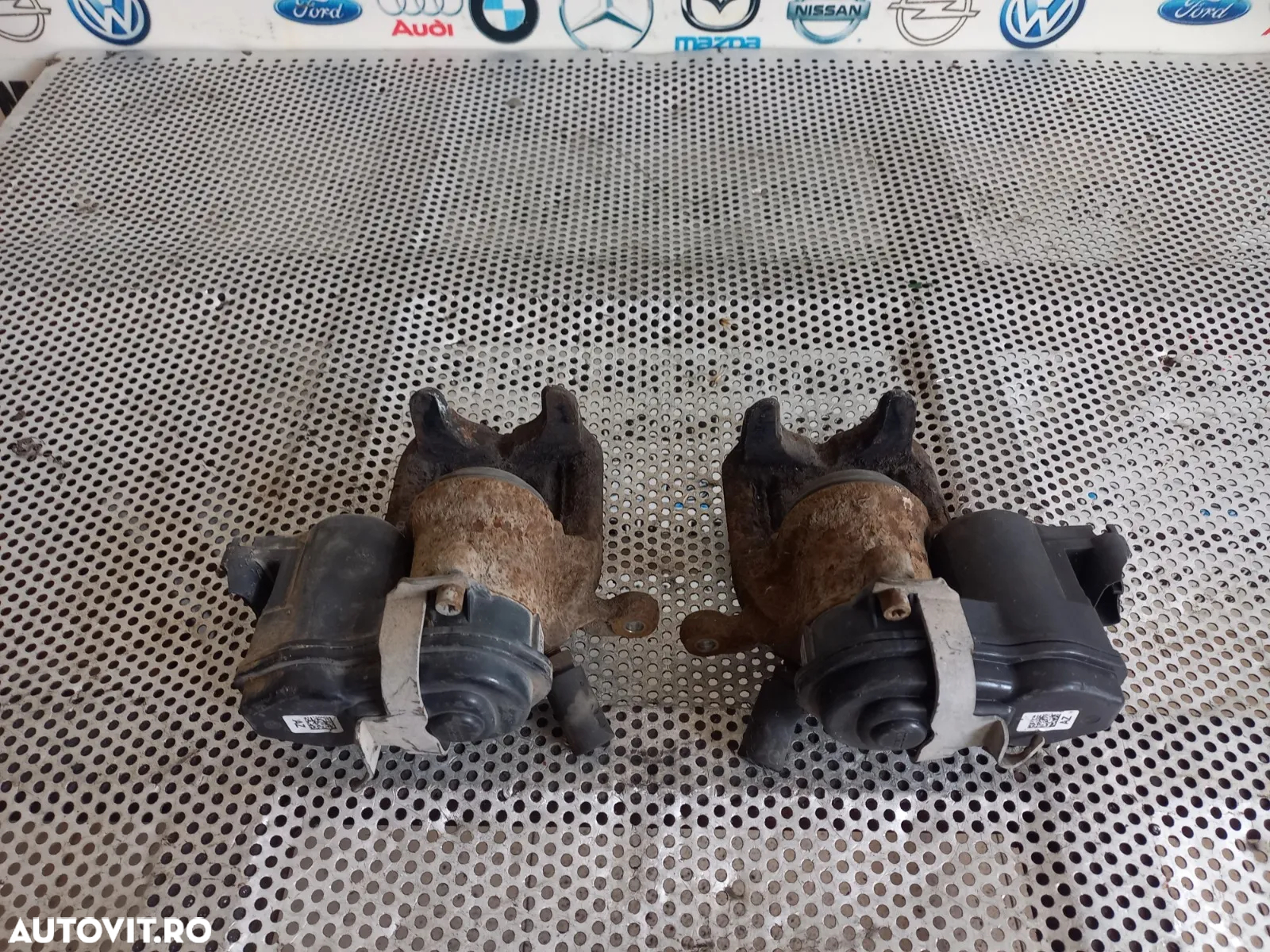 Etrieri Etrier Spate Electric Bmw X3 X4 F25 F26 - Dezmembrez Bmw - Dezmembrari Arad - 4
