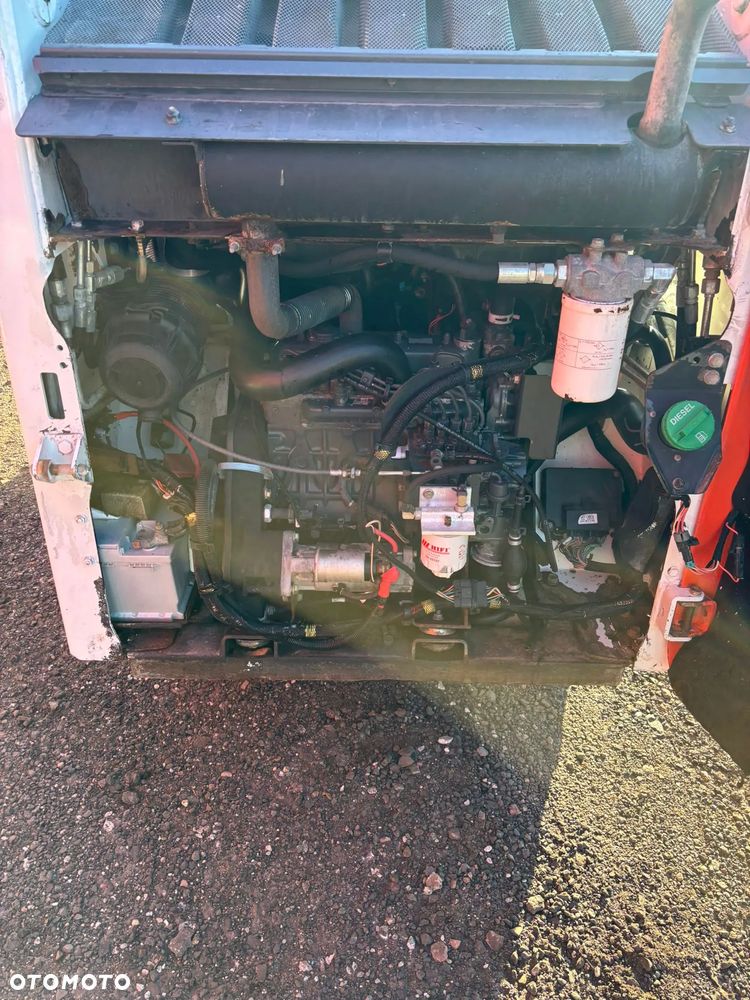 Bobcat S100 - 12
