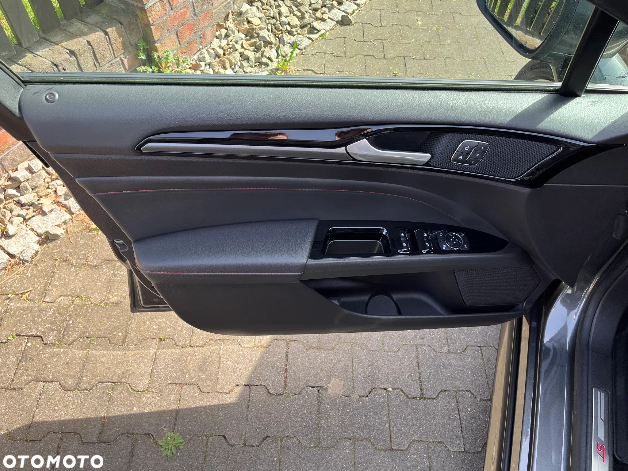 Ford Mondeo - 18