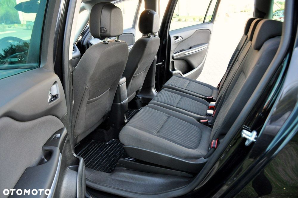 Opel Zafira - 20
