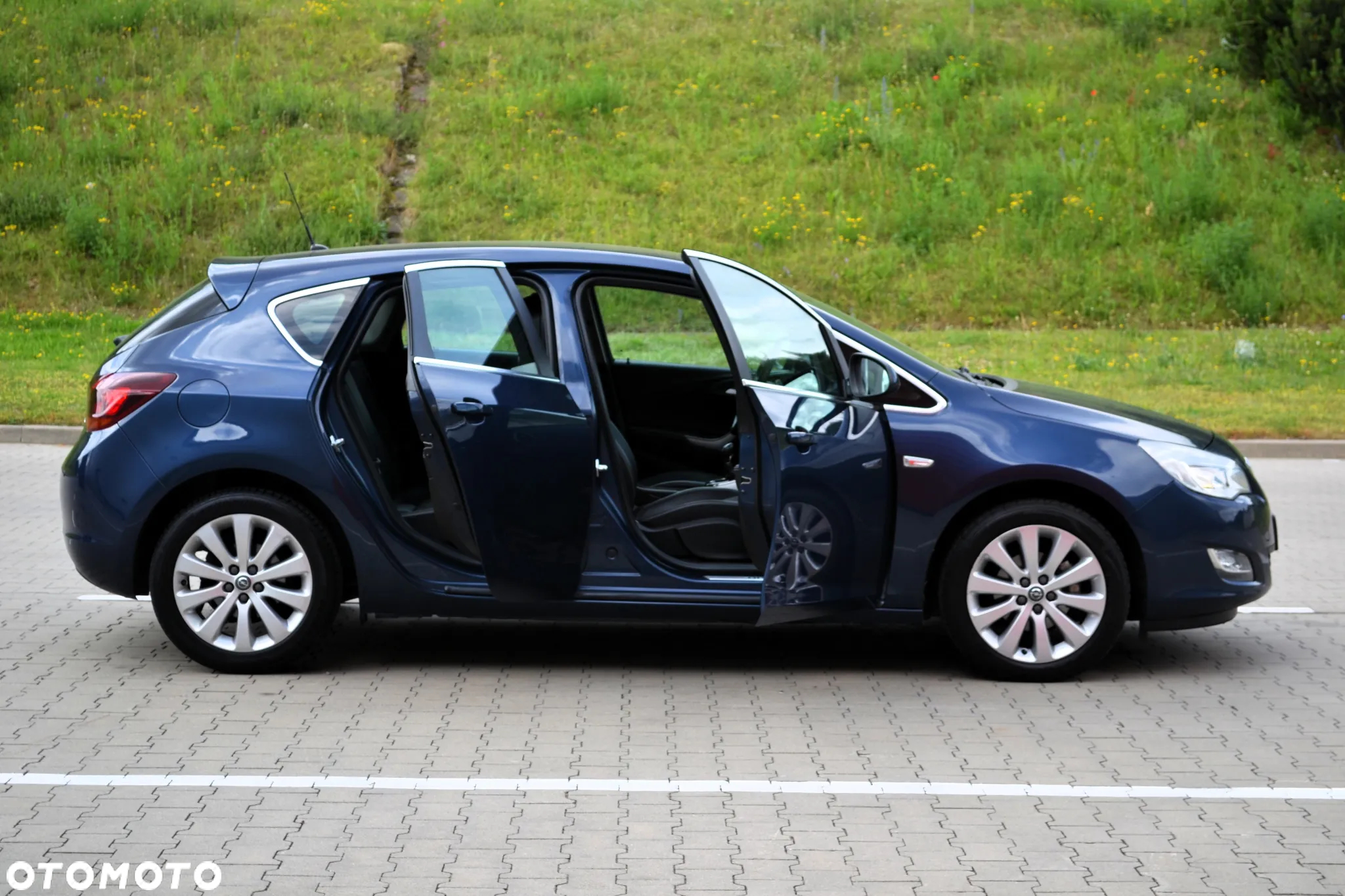 Opel Astra IV 1.4 T Sport - 27
