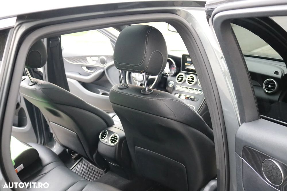 Mercedes-Benz GLC 300 4MATIC - 5