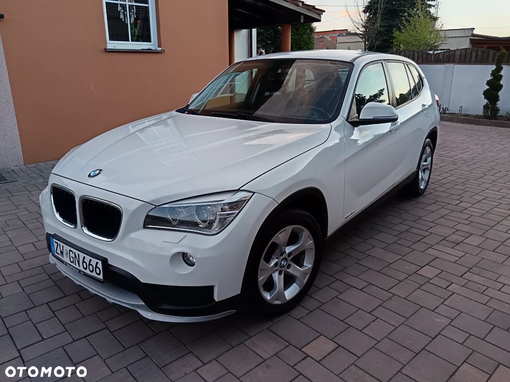 BMW X1 sDrive18i - 1