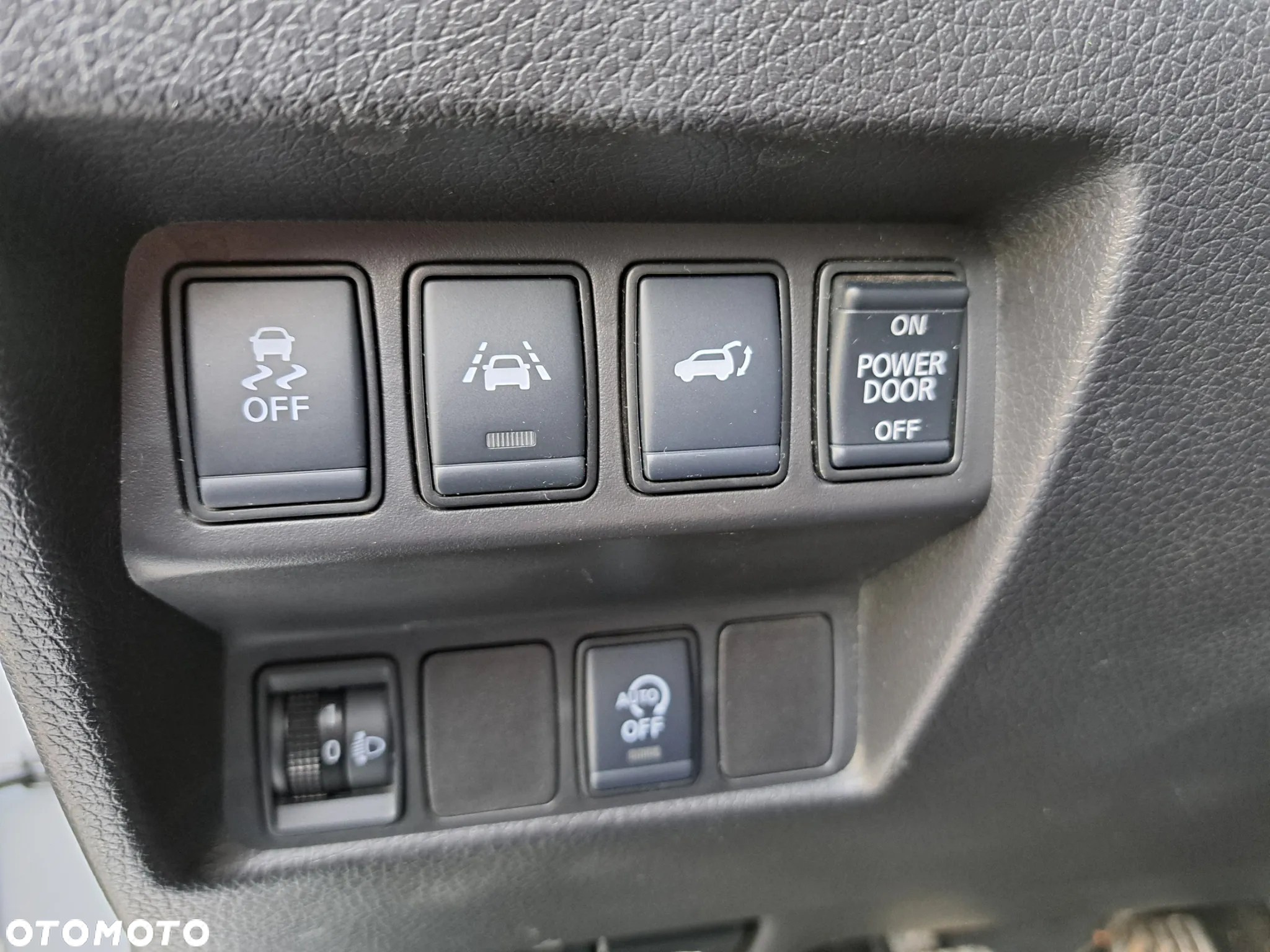 Nissan X-Trail - 30