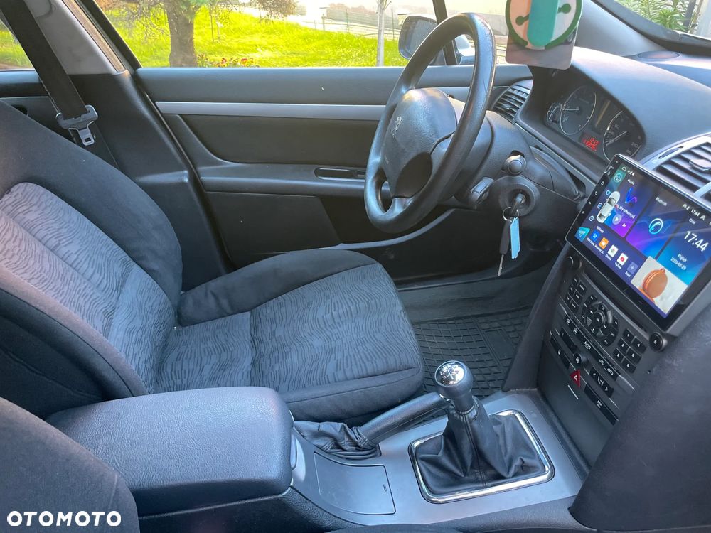 Peugeot 407 - 17