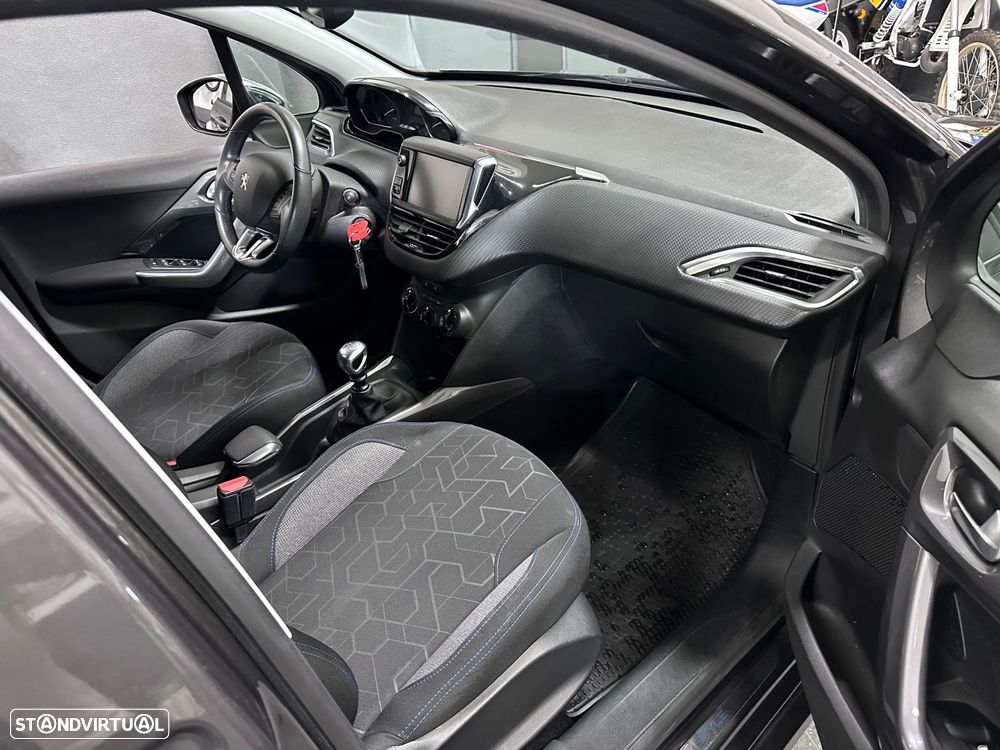 Peugeot 2008 1.5 BlueHDi Allure - 20