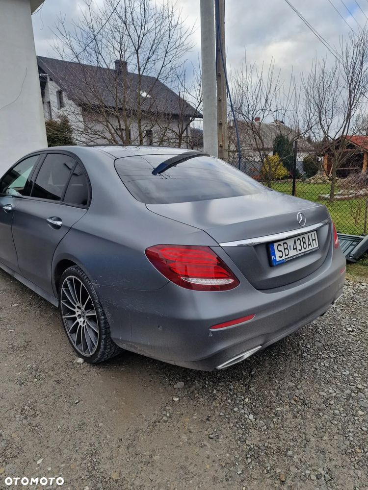 Mercedes-Benz Klasa E 220 d 4-Matic Business Edition 9G-TRONIC - 18