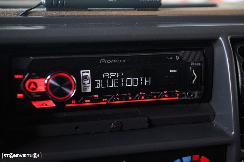 Land Rover Discovery 2.5 TDi - 37