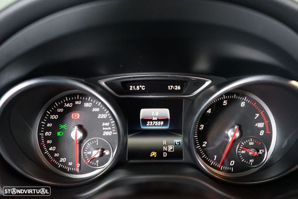 Mercedes-Benz CLA 180 - 28