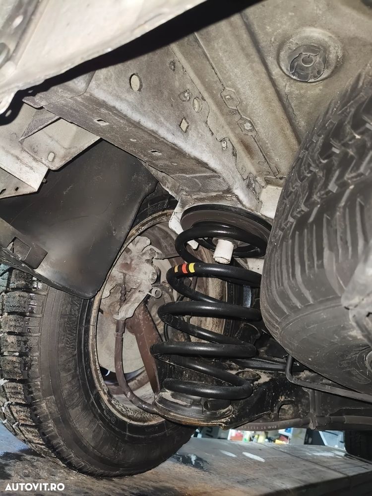 Toyota Proace 1,6-l-D-4D (5-Si.) Verso Family Comfort compact - 38