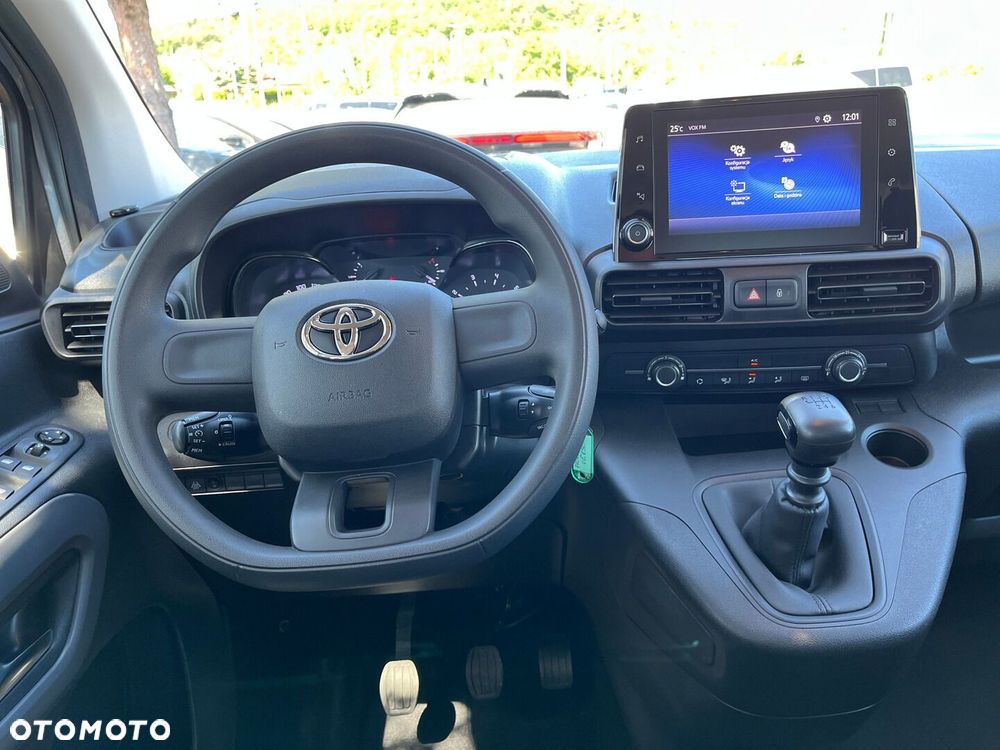 Toyota Proace City Verso 1.5 D-4D Business - 11