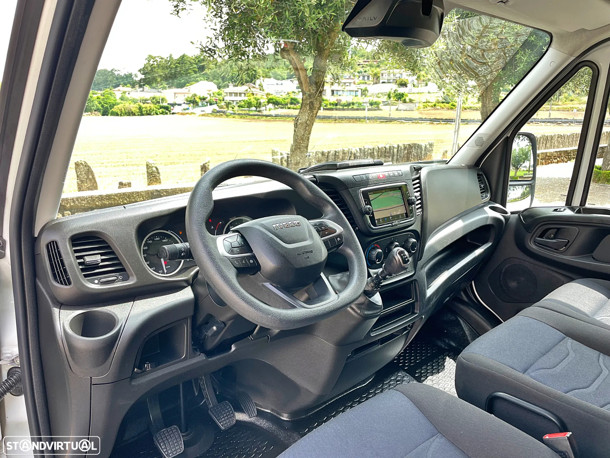 Iveco Daily 35S16 Contentor + Plataforma elevatória - 14