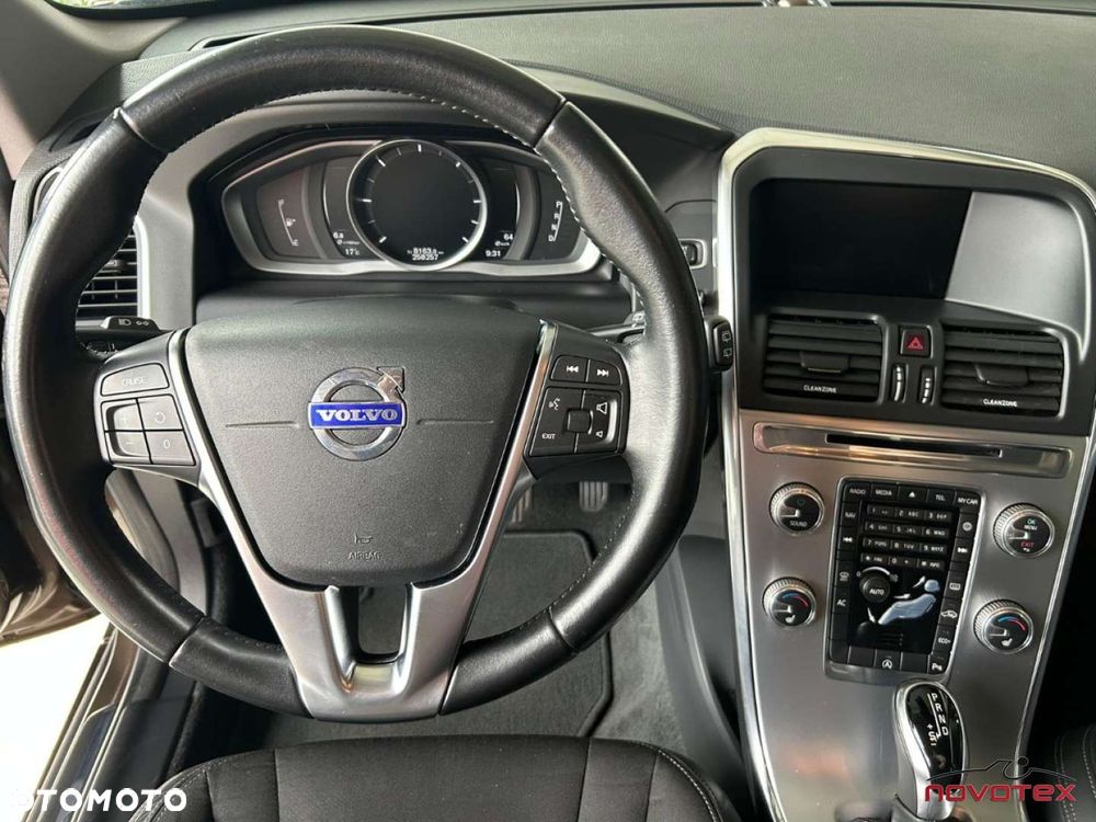 Volvo XC 60 D3 Geartronic Momentum - 15