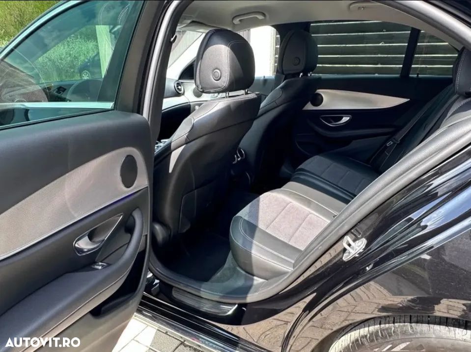 Mercedes-Benz E 220 d 9G-TRONIC - 11